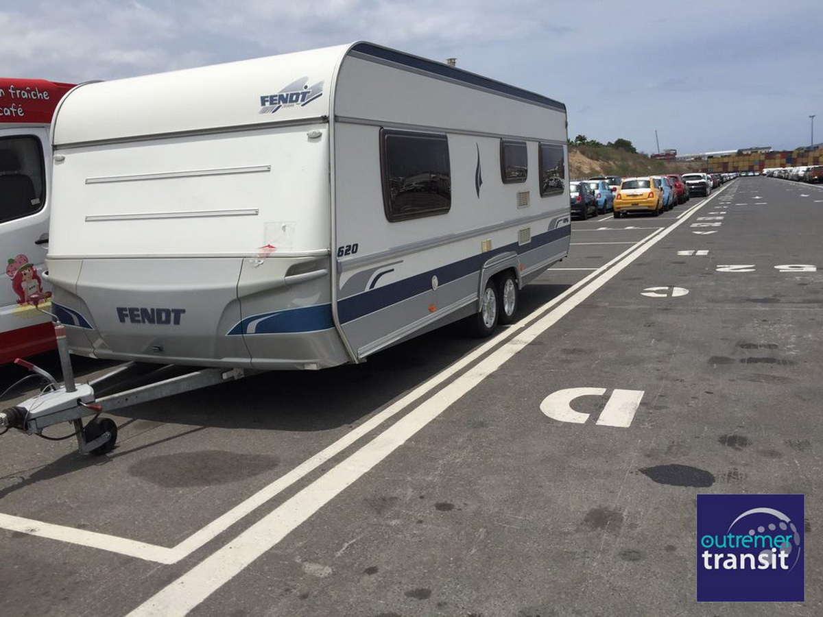 Transport de caravanes en Roro vers la Réunion avec Outremer Transit