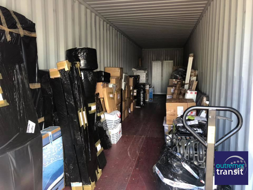 Transport d'effets personnels et marchandises en conteneur entre Reunion et France Metropole dans les 2 sens avec Outremer Transit