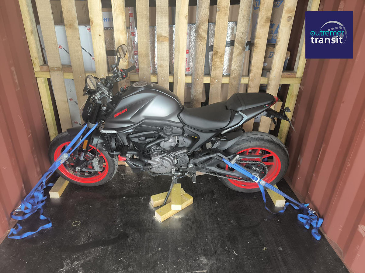 Transport Motos en Groupage Paris-Réunion Octobre 2025