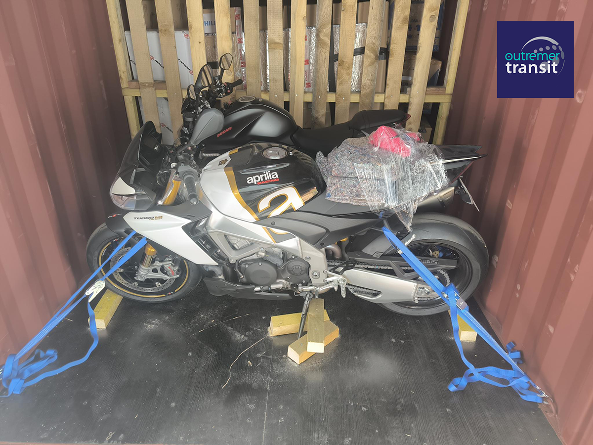 Transport Motos en Groupage Paris-Réunion Octobre 2025
